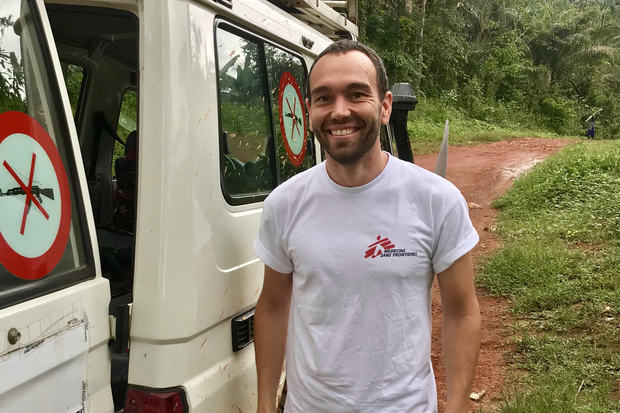 Stefan Tihi bei einem Einsatz von Ärzte ohne Grenzen in Nigeria.