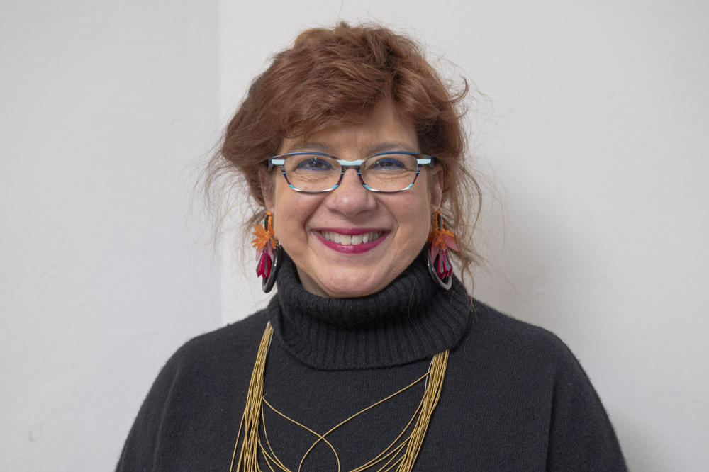 Arbeitet als Judaistin eng mit ihren Kolleg*innen der Middle Eastern Studies des Dartmouth College zusammen: Professor Susannah Heschel.