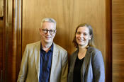 Freude über den Erfolg: Physikerin Katharina Franke und Universitätspräsident Günter M. Ziegler