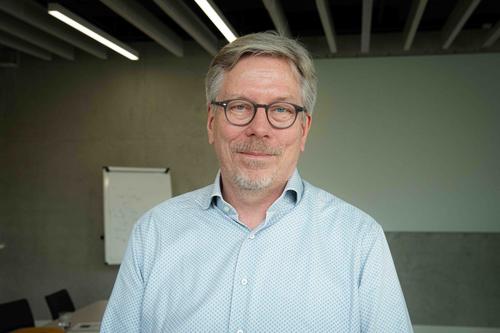 Martin Matz, SPD-Abgeordneter im Berliner Südwesten für Lichterfelde-West und Zehlendorf-Süd, innenpolitischer Sprecher der SPD-Fraktion im Berliner Abgeordnetenhaus und Mitglied im Hauptausschuss sowie im AK 6 – Haushalt und Finanzen