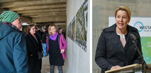 Links betrachten Personen Baupläne an einer Wand in einem Rohbau, im Hintergrund weitere Gäste. Rechts spricht eine Frau an einem Rednerpult mit Mikrofon vor einem WISTA-Plakat.