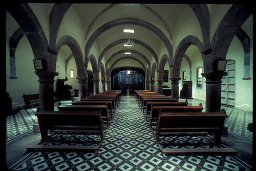 Früher ein Krankensaal in einem Hospital, heute eine Kirche im mexikanischen Etzatlán in der  Provinz Jalisco