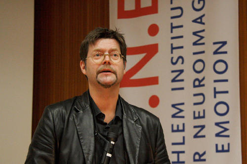 Prof. Arthur Jacobs, Gründungsdirektor des D.I.N.E.