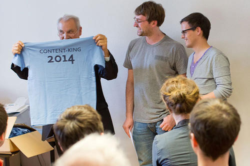 Der vierte Platz ging an die „Content-Kings 2014“ von „Farfromhomepage“: Janosch Asen (M.), Manuel Scheidegger (r.).