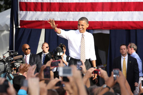 Klarer Wahlsieg: Barack Obama ist alter und neuer Präsident der Vereinigten Staaten von Amerika. Das Foto zeigt den Demokraten im Wahlkampfendspurt Ende Oktober in Tampa, Florida.