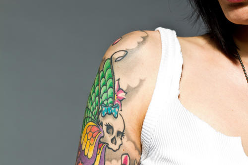 Gesundheitliche Risiken durch Tattoos sind das Thema der „First International Conference on Tattoo Safety“ an der Freien Universität.