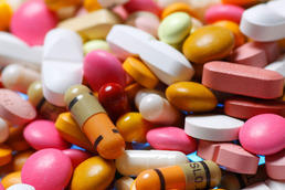 What medication has what effects on whom, and how? Researchers and doctoral candidates at Freie Universität Berlin and the University of Potsdam have been investigating these questions for five years as part of the PharMetrX program.