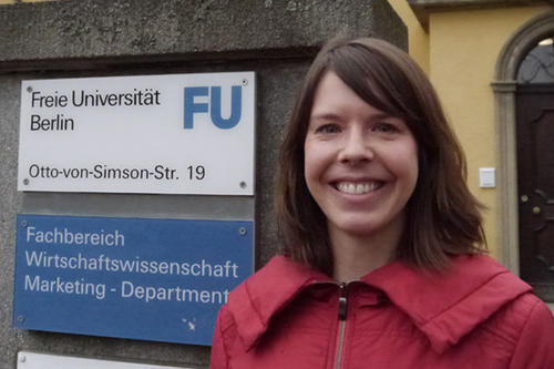 Die amerikanische Soziologin Lindsay Read forscht seit Herbst 2013 als Stipendiatin der Alexander-von-Humboldt-Stiftung am Fachbereich Wirtschaftswissenschaft.