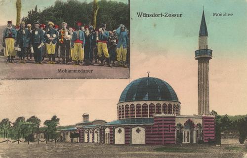 Diese Postkarte aus dem Jahr 1916 zeigt die Holzmoschee im Halbmondlager bei Wünsdorf - ein Kriegsgefangenenlager des Ersten Weltkriegs.
