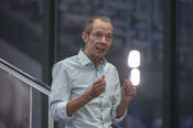 „Wir schauen nicht nur auf Artefakte und Technologie, sondern auch auf die Wissensproduktion selbst“, erläuterte Prof. Dr. Sven Chojnacki, Konfliktforscher und Vizepräsident der Freien Universität.