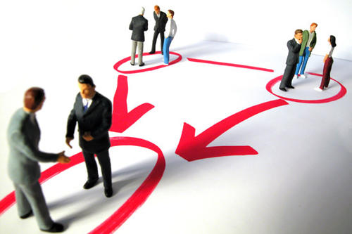 Qualitätsmanagement in einem Satz: Das Formulieren von Zielen, das Überprüfen des Erreichten und die kontinuierliche Verbesserung, wenn ein Problem erkannt ist