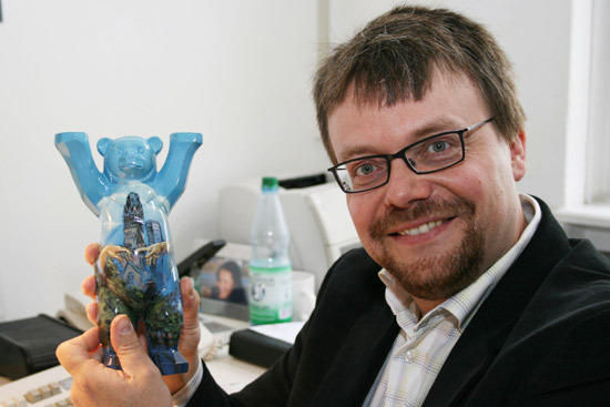 Gregor Walter mit dem LorBären für herausragende Lehre