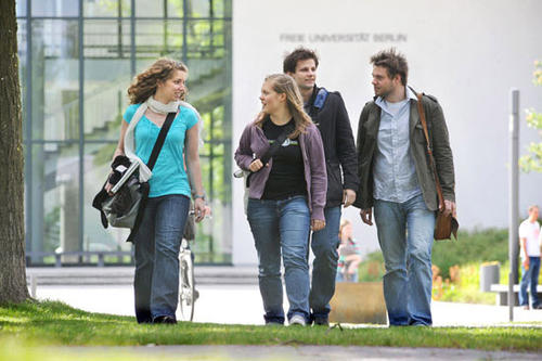 Das Modulangebot "Kompass" hilft Studierenden, sich über Studienfachwahl und berufliche Perspektiven klarzuwerden