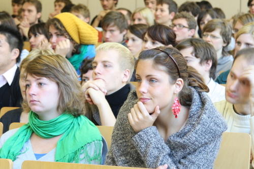 Immatrikulationsfeier der Juristen: Die angehenden Jurastudenten im Hörsaal