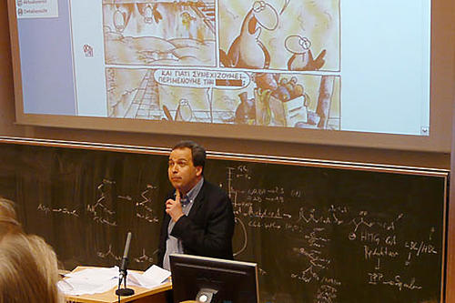 Professor Dr. Miltos Pechlivanos war einer der Preisträger, die für herausragende E-Learning-Projekte ausgezeichnet wurden