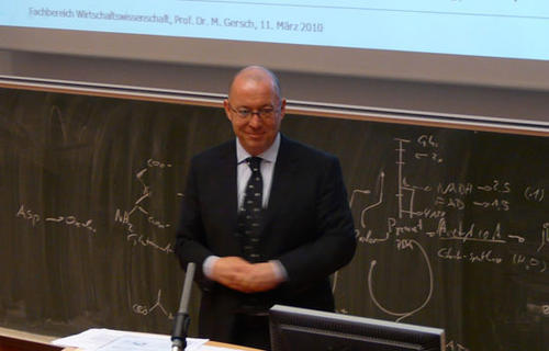 Professor Dr. Martin Gersch wurde in der Kategorie "Good Practice Beispiele für Blended Learning Szenarien in der Lehre" ausgezeichnet