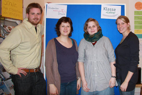 Die Organisatoren von S.W.i.M (v.l.n.r.): Robert Greve, Jasmin Bildik, Anne Piezunka, Lisa Stock