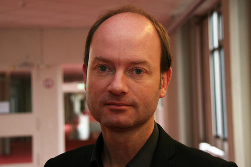 Michele Barricelli war bis 2008 Juniorprofessor an der Freien Universität und ist seitdem Professor für Didaktik der Geschichte an der Leibniz-Universität Hannover.