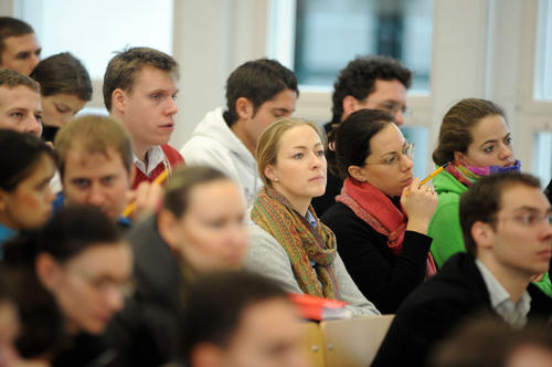 Der Offene Hörsaal der Freien Universität bietet Vorlesungen für Wissenschaftsinteressierte