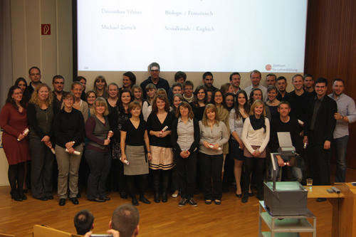 60 Absolventinnen und Absolventen wurden von Dr. Diemut Ophardt, Geschäftsführerin des Zentrums für Lehrerbildung, und Prof. Dr. Michael Bongardt, Vizepräsident für Lehre der Freien Universität verabschiedet.
