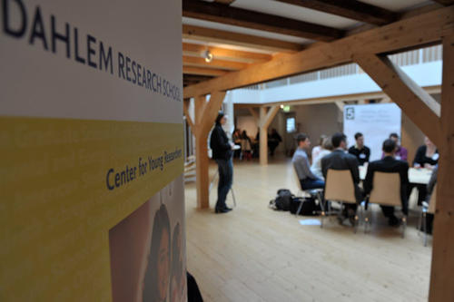 Ideenwerkstatt im Pferdestall der Domäne Dahlem.