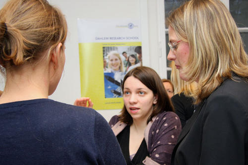 Die Engländerin Dr. Helen Fones ist Point-Fellow am Dahlem Centre of Plant Sciences der Freien Universität Berlin.