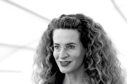 Susanne Foellmer ist Juniorprofessorin am Institut für Theaterwissenschaft der Freien Universität und Initiatorin des Symposiums in den Weddinger Uferstudios.