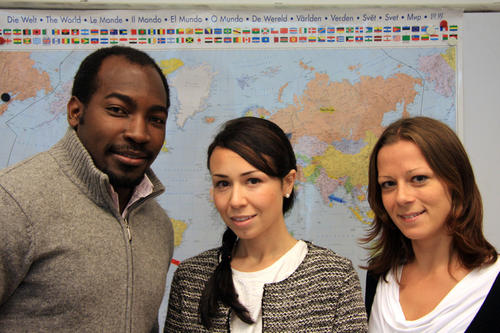 Harrison Kalunga Mwilima, Giulia Zennaro und Maja Grubisic (v. l. n. r.) finden sich dank der Orientation Weeks an der Dahlem Research School schon gut in Berlin und auf dem Campus zurecht.