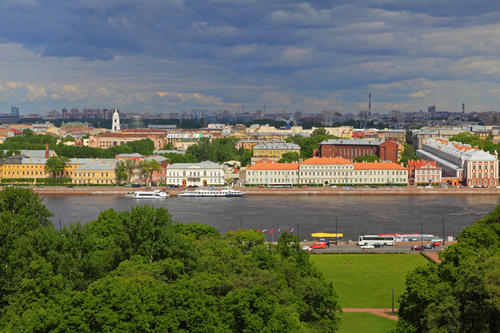 Von der Spree zur Newa. Die Staatliche Universität St. Petersburg bietet gemeinsam mit der Freien Universität Berlin den Doppelmasterstudiengang „Global Communication and International Journalism" an.