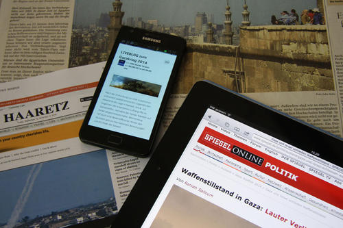 Wie berichten Journalisten in Deutschland über den Nahostkonflikt? Und wie in Israel und den palästinensischen Gebieten? Fragen wie diese untersuchten Studiende der Publizistik. Ihre Ergebnisse wurden nun in einem Sammelband veröffentlicht.