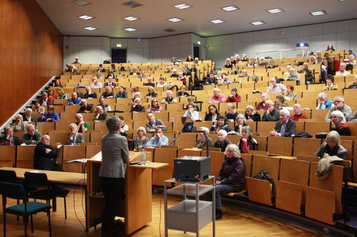 Der Fall des zum Tode verurteilten Schriftstellers Salman Rushdie war Thema der Vorlesung im "Offenen Hörsaal".