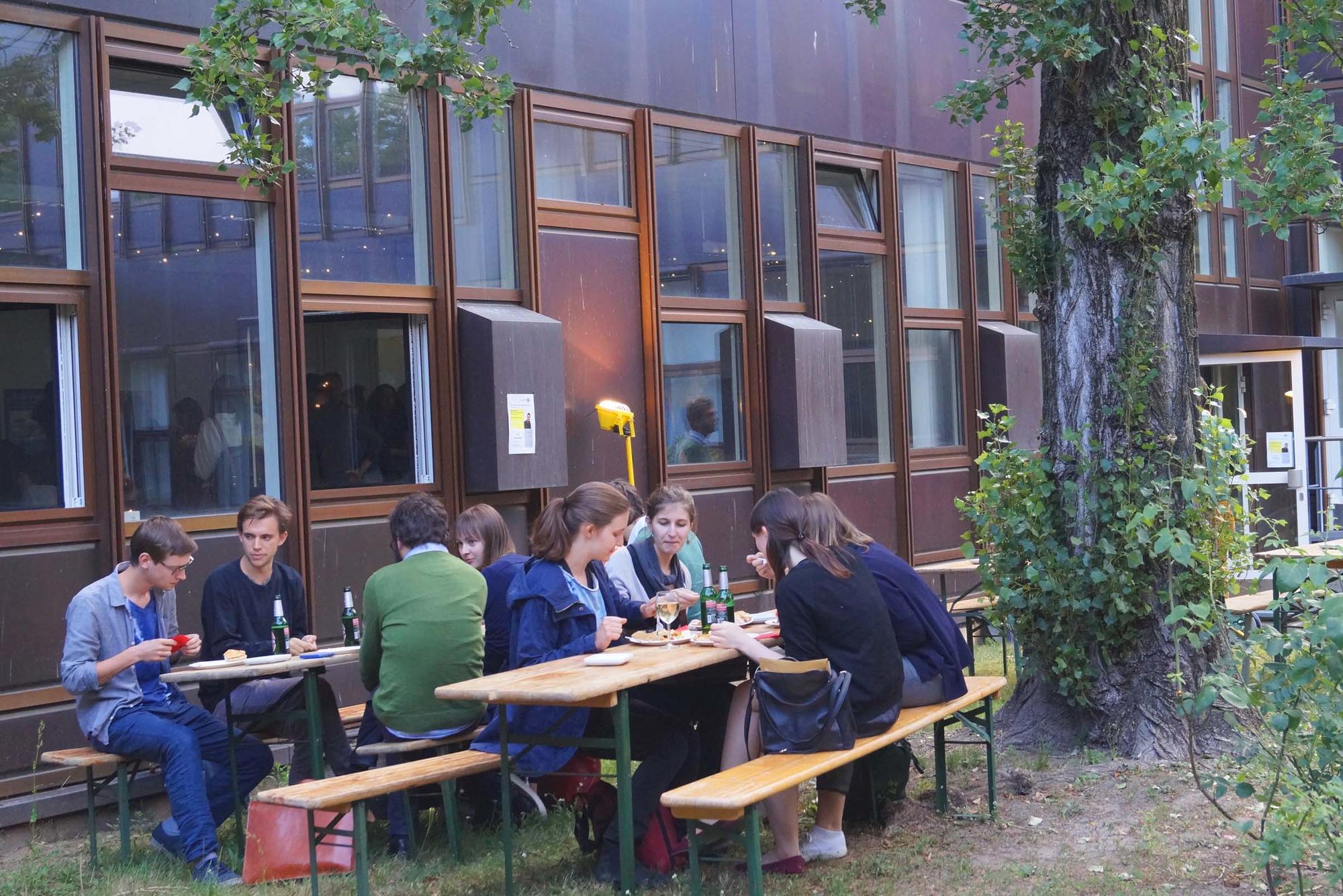 Nach dem Vortrag über Mär und Mahr ließ sich der Sommer doch noch erahnen.