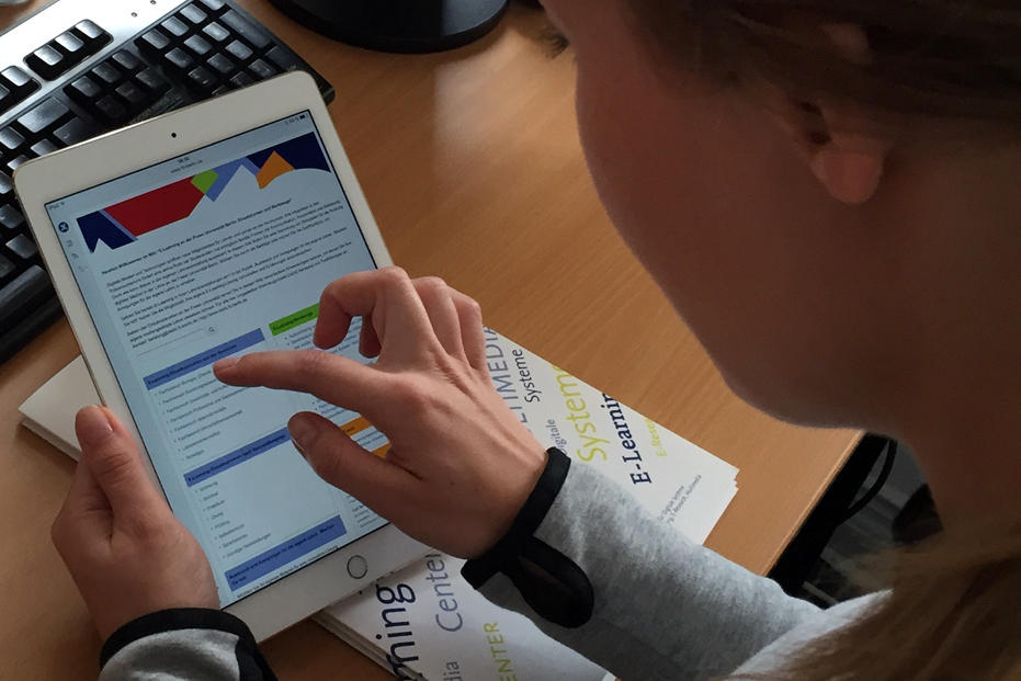 Mediengestützt Lernen und Lehren: Ein neues Wiki gibt Lehrenden einen Überblick über die verschiedene E-Learning-Einsatzszenarien und -Anwendungen an der Freien Universität.
