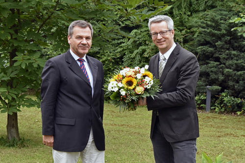 Prof. Günter M. Ziegler (rechts) gemeinsam mit seinem Vorgänger Prof. Dr. Jürg Kramer