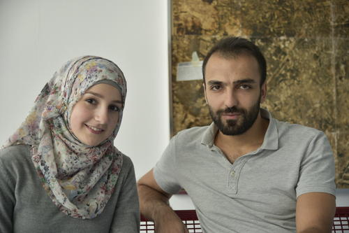 Freuen sich auf ihr Studium in Deutschland – und arbeiten im Studienkolleg auf ihre Immatrukaltion hin: Lorin und Maher aus Syrien.