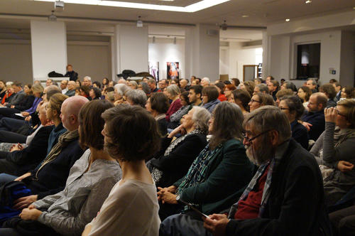 Der Vortragssaal im Instituto Cervantes war bis auf den letzten Platz belegt.