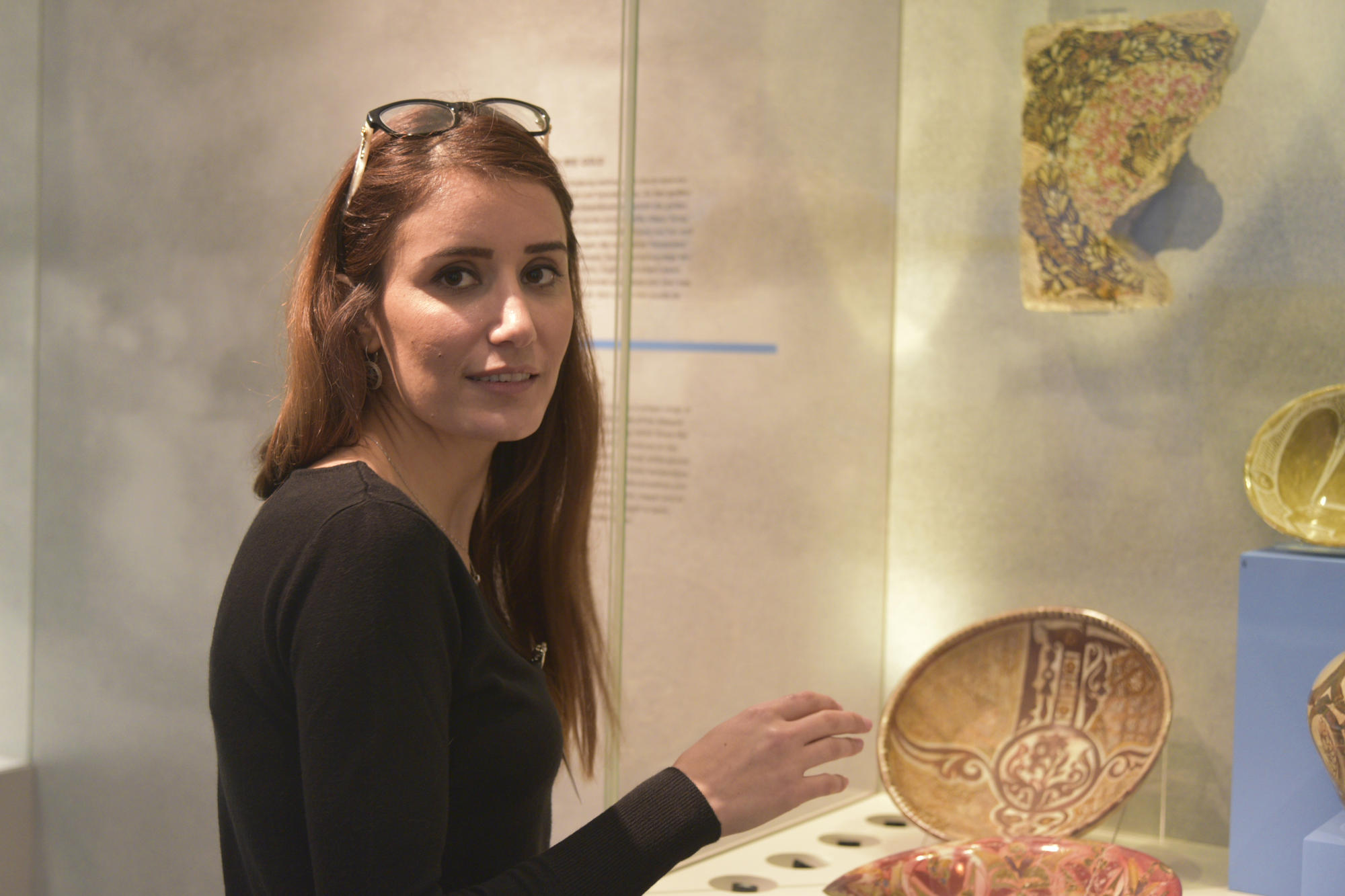Salama Kassem ist 2015 aus Damaskus nach Berlin gekommen. Das Museum für Islamische Kunst ist für die Syrerin ein Zufluchtsort.