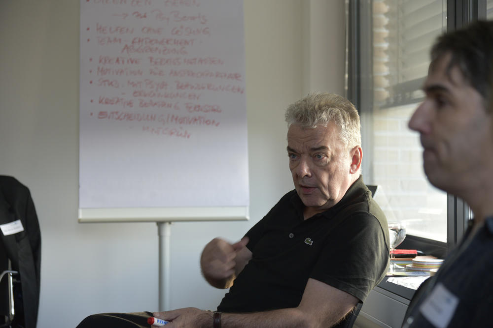 Der Psychoanalytiker und ehemalige Leiter der Zentraleinrichtung Hans-Werner Rückert gab in seinem Workshop „Beratungsverhalten in der Praxis – Kollegiale Supervision“ Tipps zum Umgang mit schwierigen Beratungssituationen.