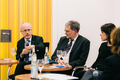 Jochen Schiller, Professor für Informatik und Mitglied des CIO-Gremiums und Christoph Schütte, Professor für Mathematik.