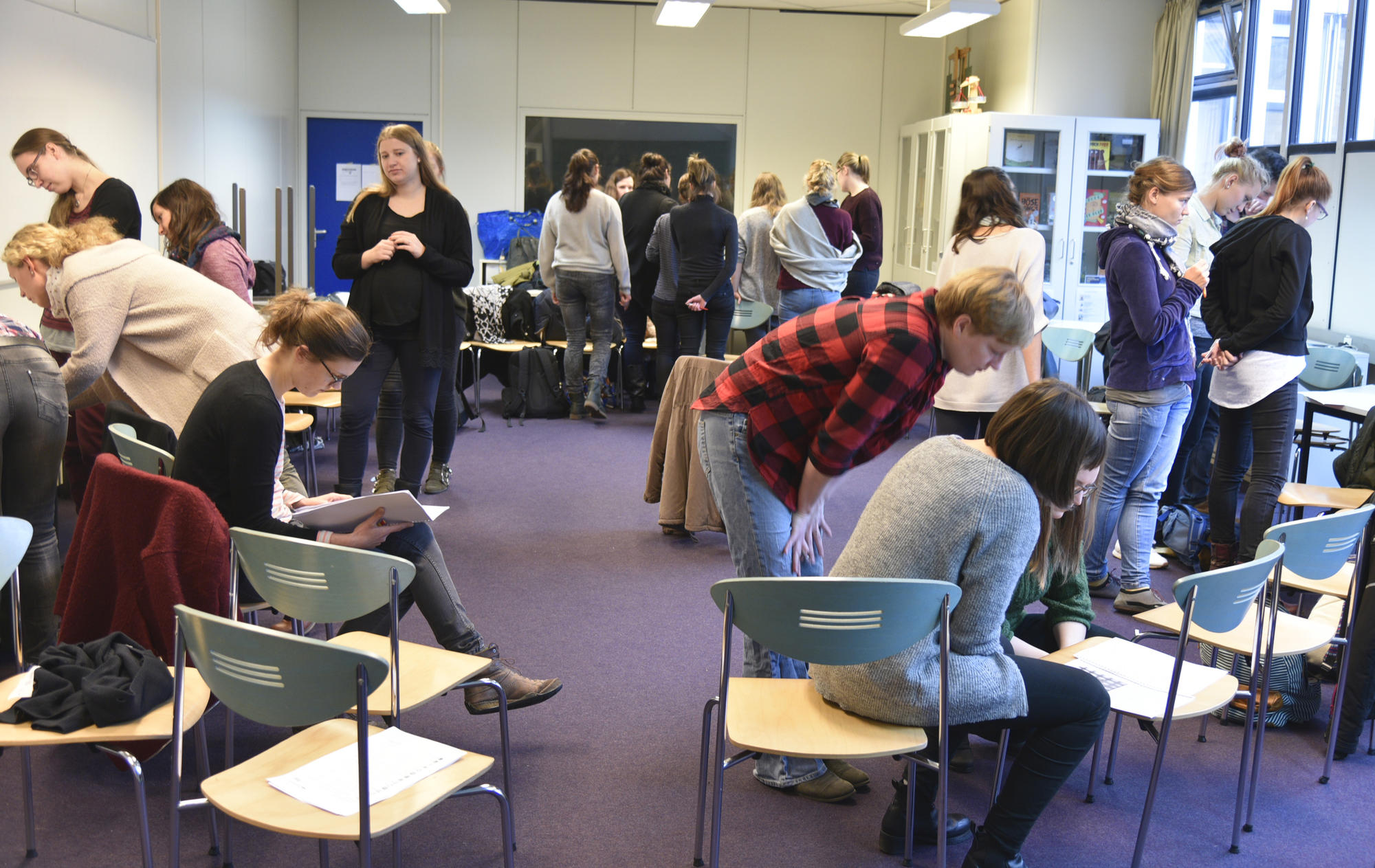 Nach der Theateraufführung diskutierten die Lehramtsstudierenden im Seminar über Cybermobbing.