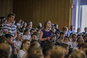Viele Studierende nutzten die Gelegenheit zum direkten Austausch mit dem Minister...,