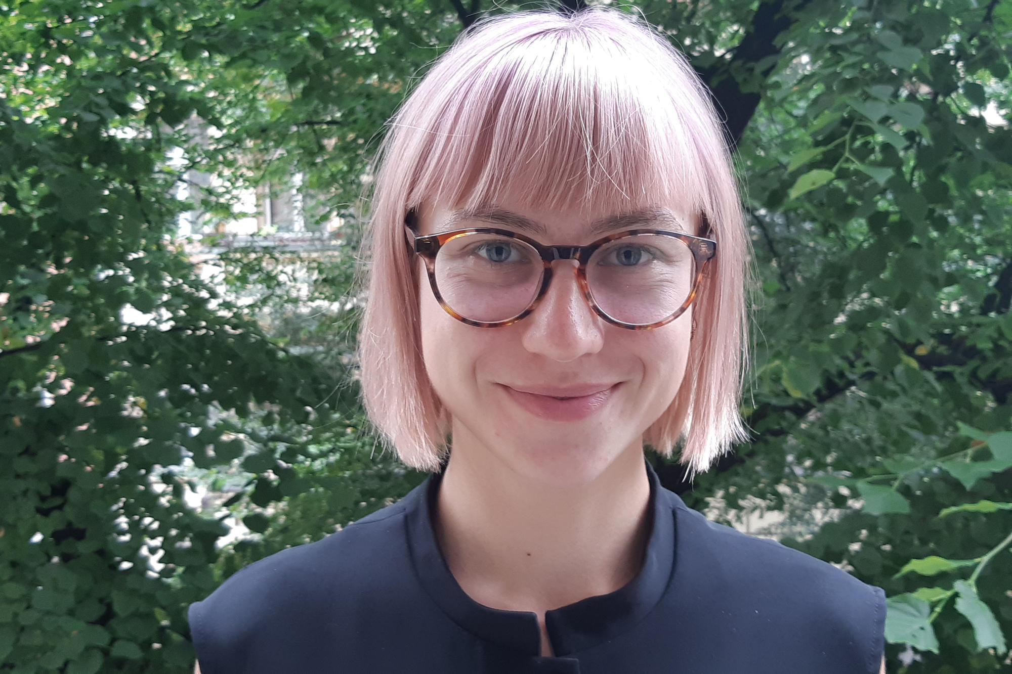 Tischgastgeberin: Luca Wirth ist stud. Vertreterin des FB-Rats und des Mentoring-Ausschusses Philosophie und Geisteswissenschaften, Vorsitzende der Ausbildungskommission am Fachbereich und stud. Vertreterin in der Kommission für Lehrangelegenheiten.