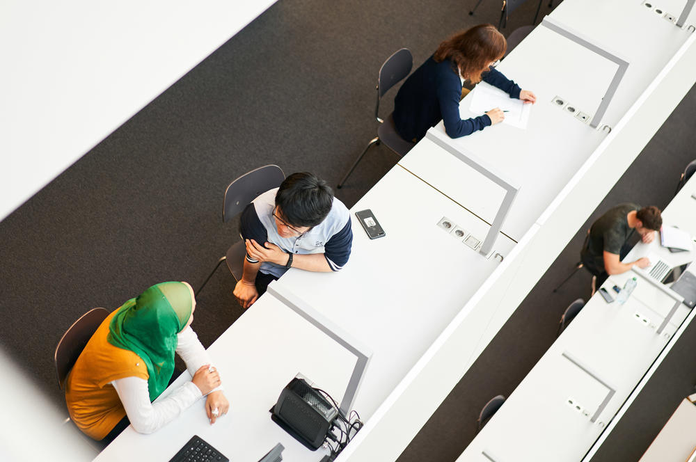 Wie sieht zukunftsorientierte Hochschullehre aus?  In der vergangenen Woche wurde die aktuelle Fassung des Leitbilds Studium und Lehre vorgestellt, für das Angehörige aller Statusgruppen und Fachbereiche Vorschläge erarbeitet haben.