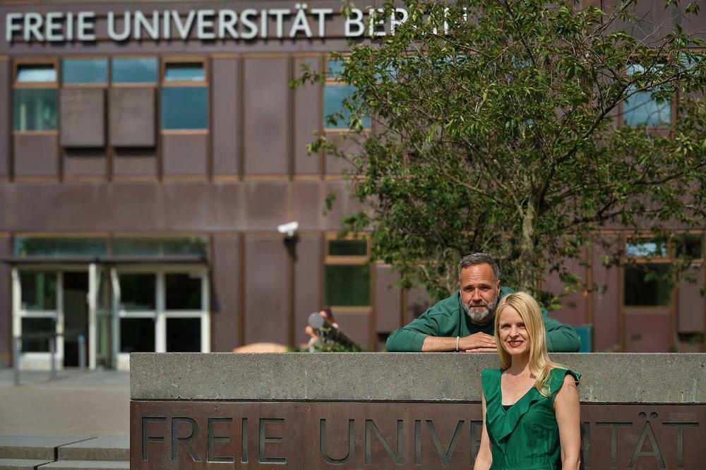Michaela Sambanis und Christian Ludwig eröffnen den Kongress „Happy Learning“ am 8. Juni 2024.