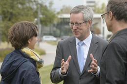 Immer im Gespräch: Für Günter M. Ziegler ist Kommunikation grundlegend für seine Arbeit als Universitätspräsident und Wissenschaftler.