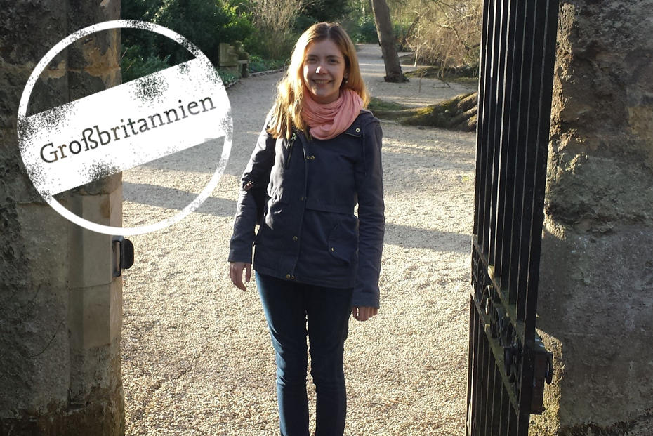 Helena Winterhager in Oxford bei einem Spaziergang auf dem eindrucksvollen Gartengelände des Worcester Colleges.