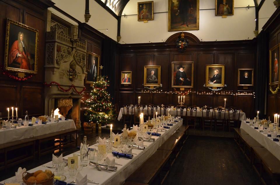 Fertig gedeckt: Christmas Dinner in Lincoln Hall.