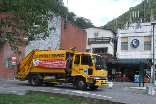 Immer da, wo Nora Lessing gerade nicht ist: die Müllabfuhr von Taipeh.