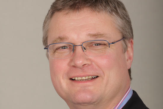 Carsten Dreher ist Direktor des Center for Cluster Development der Freien Universität und zugleich Professor für Innovationsmanagement am Fachbereich Wirtschaftswissenschaft.