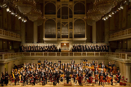 Das Junge Orchester beim Jubiläumskonzert 2014 im Konzerthaus am Gendarmenmarkt.